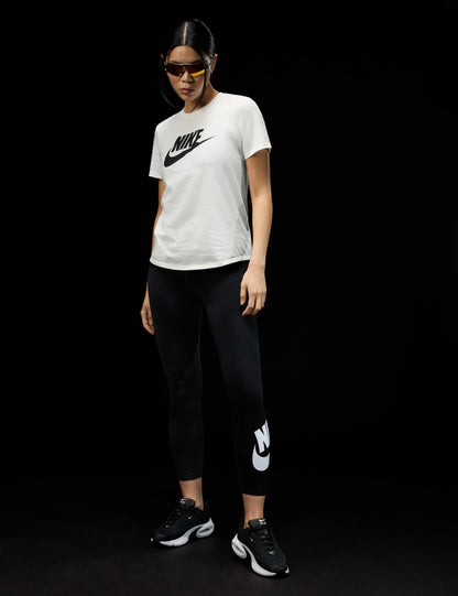 Nike Women's Sportswear Classics, Black/White, M